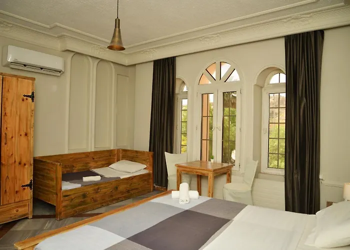 Cairwan Hotel